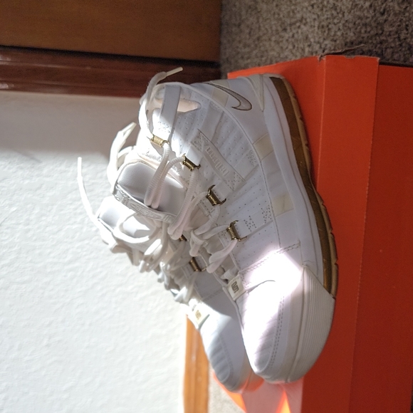 ✔️NIKE LEBRON 3 WEST COAST✔️ - Picture 3 of 7